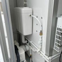 2toiletmetmiva (15) mobiele toiletwagen met miva toilet type 2+1 miva van het merk easywagon