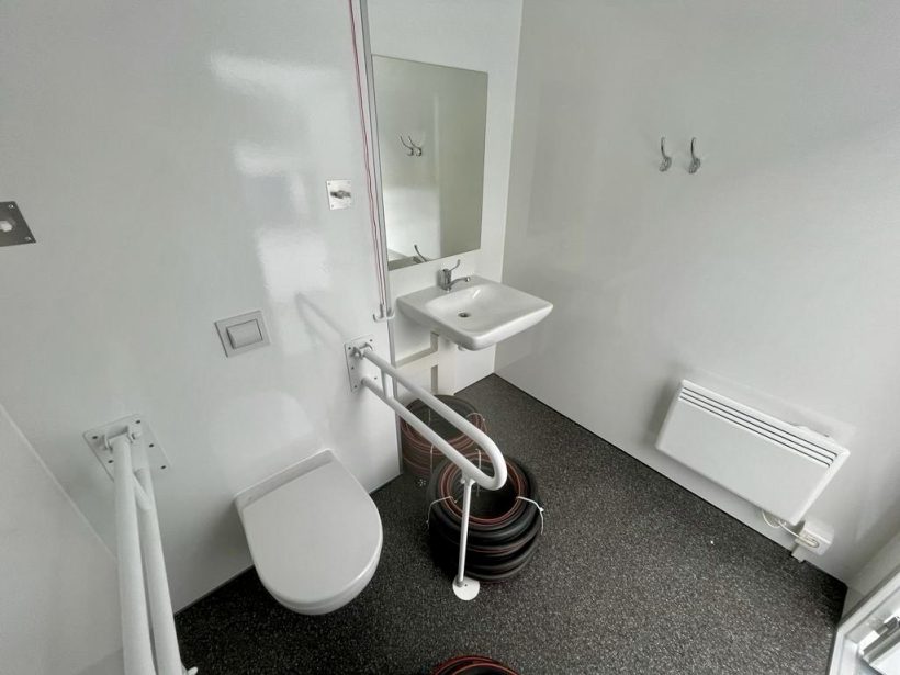 2toiletmetmiva (21) mobiele toiletwagen met miva toilet type 2+1 miva van het merk easywagon