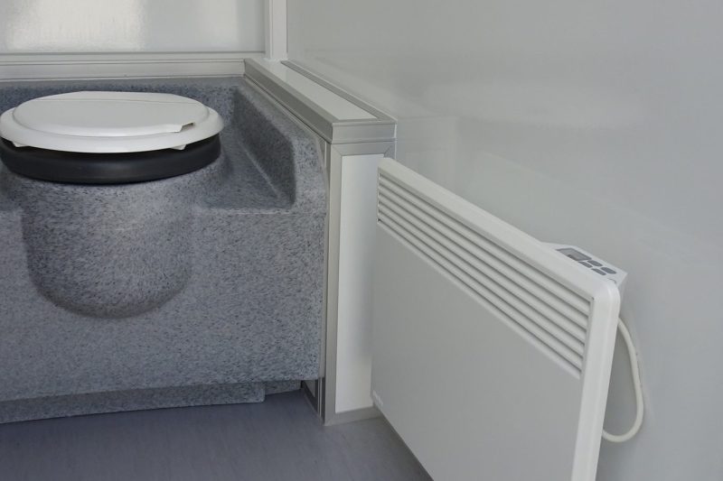 mobiele toiletwagen 1+1 tanktoilet van het merk easywagon