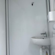 mobiele toiletwagen type 2+1+2 van het merk easywagon