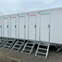 evenementen toiletwagen van het merk easywagon type 6+6
