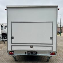 evenementen toiletwagen van het merk easywagon type 6+6