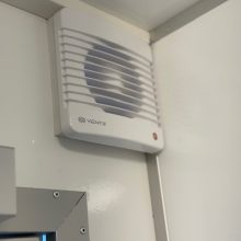 evenementen toiletwagen van het merk easywagon type 6+6