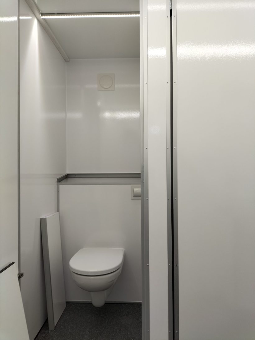 mobiele toiletwagen type +1+3 van het merk easywagon