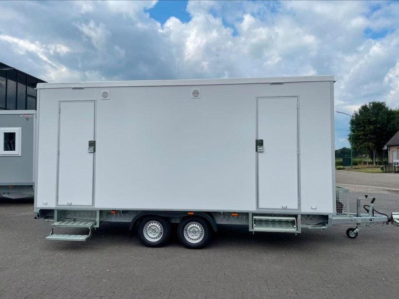 mobiele toiletwagen type +1+3 van het merk easywagon