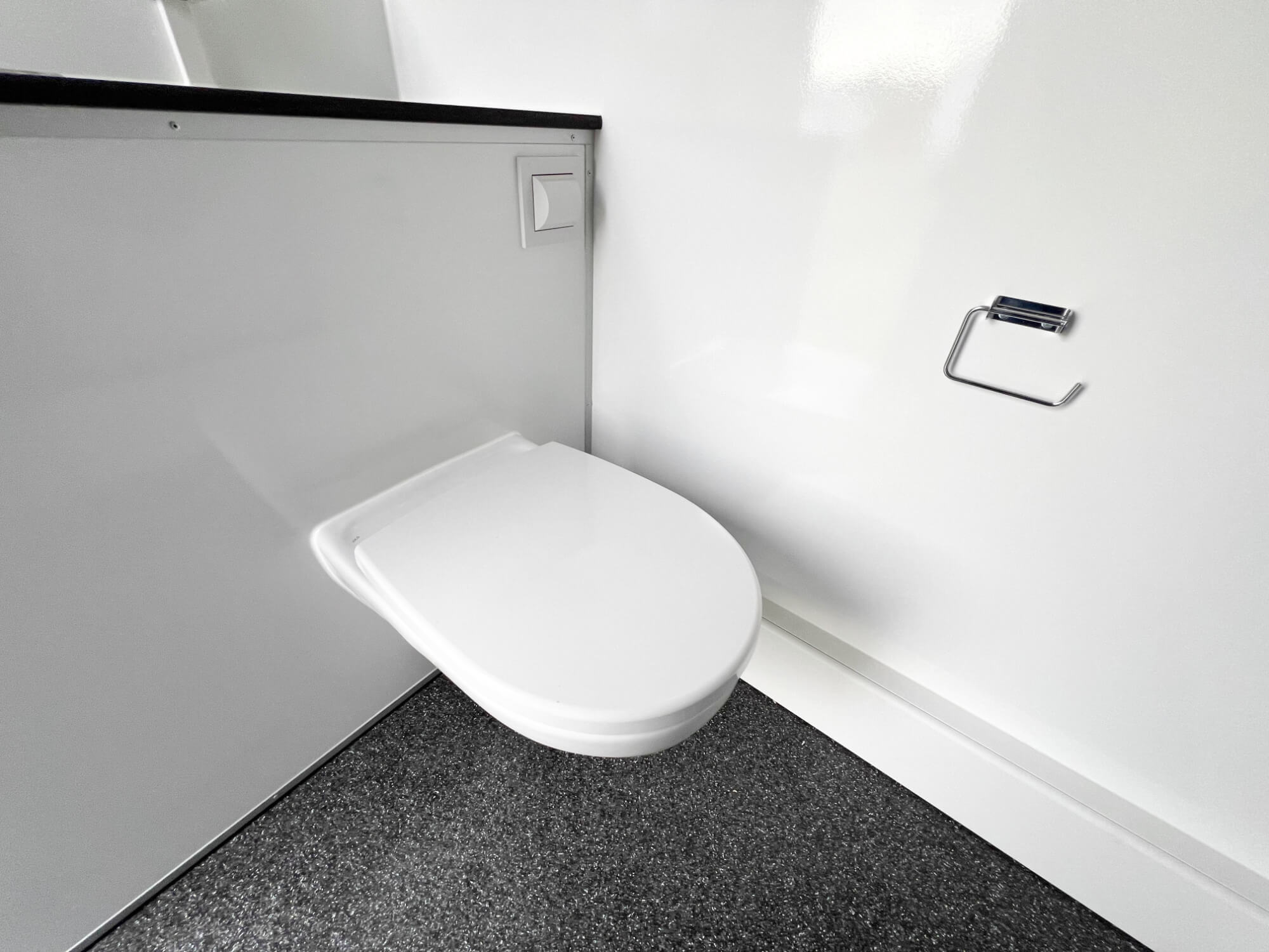 TYPE 240: Toilet - Douchewagen - vermaalpomp -Was:droog Combinatie9