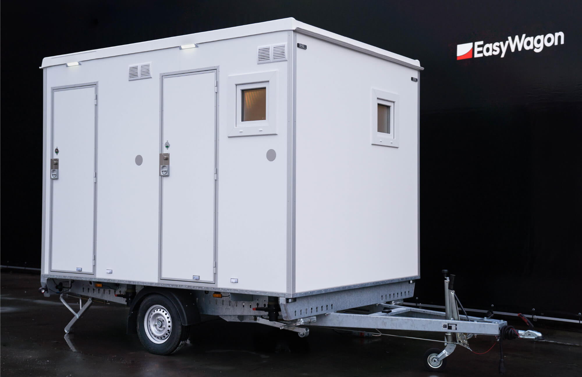 TYPE 240: Toiletwagen - 2 toiletten - tank2