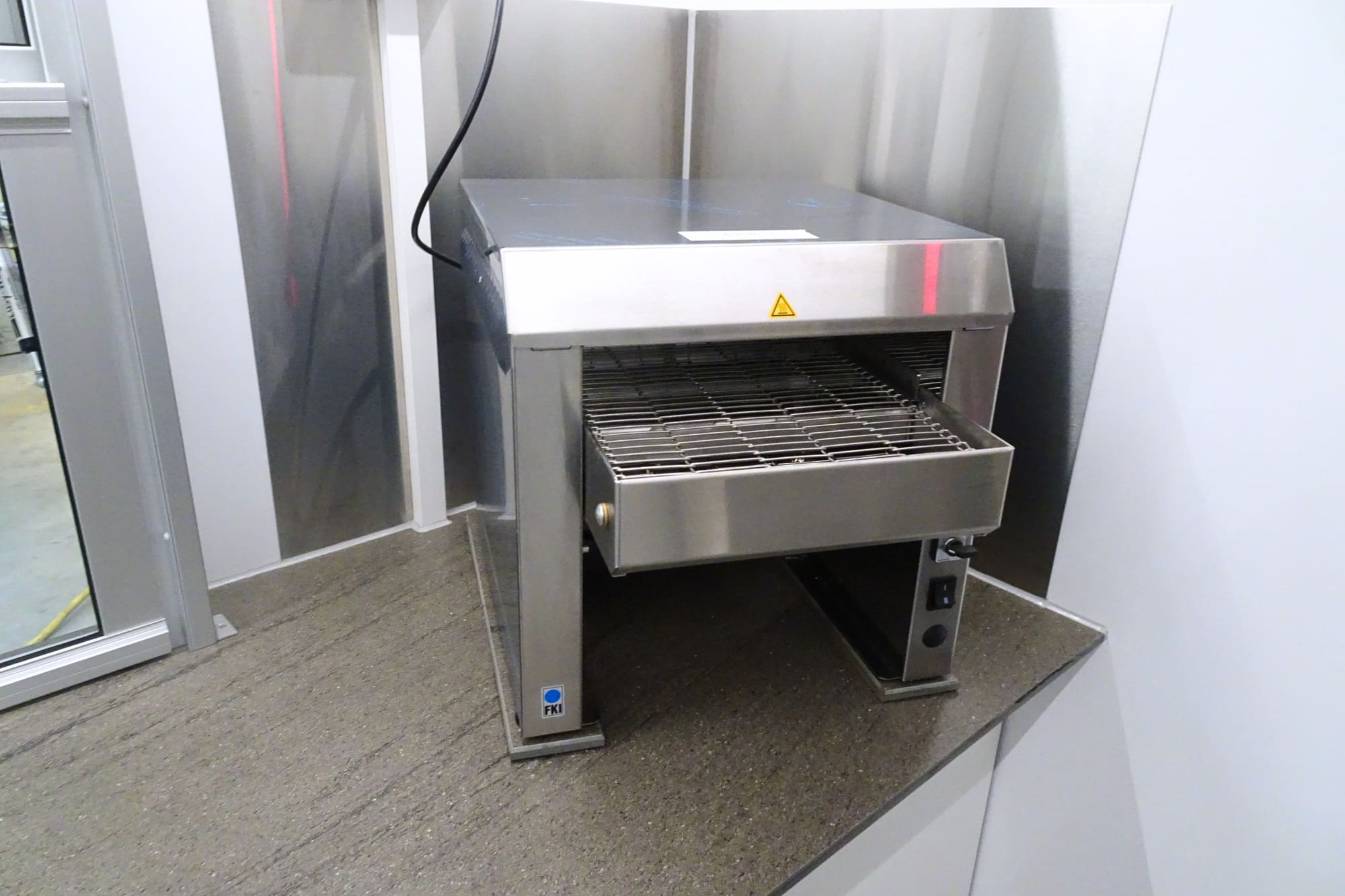 TYPE 320: Hot Dog Foodtruck6