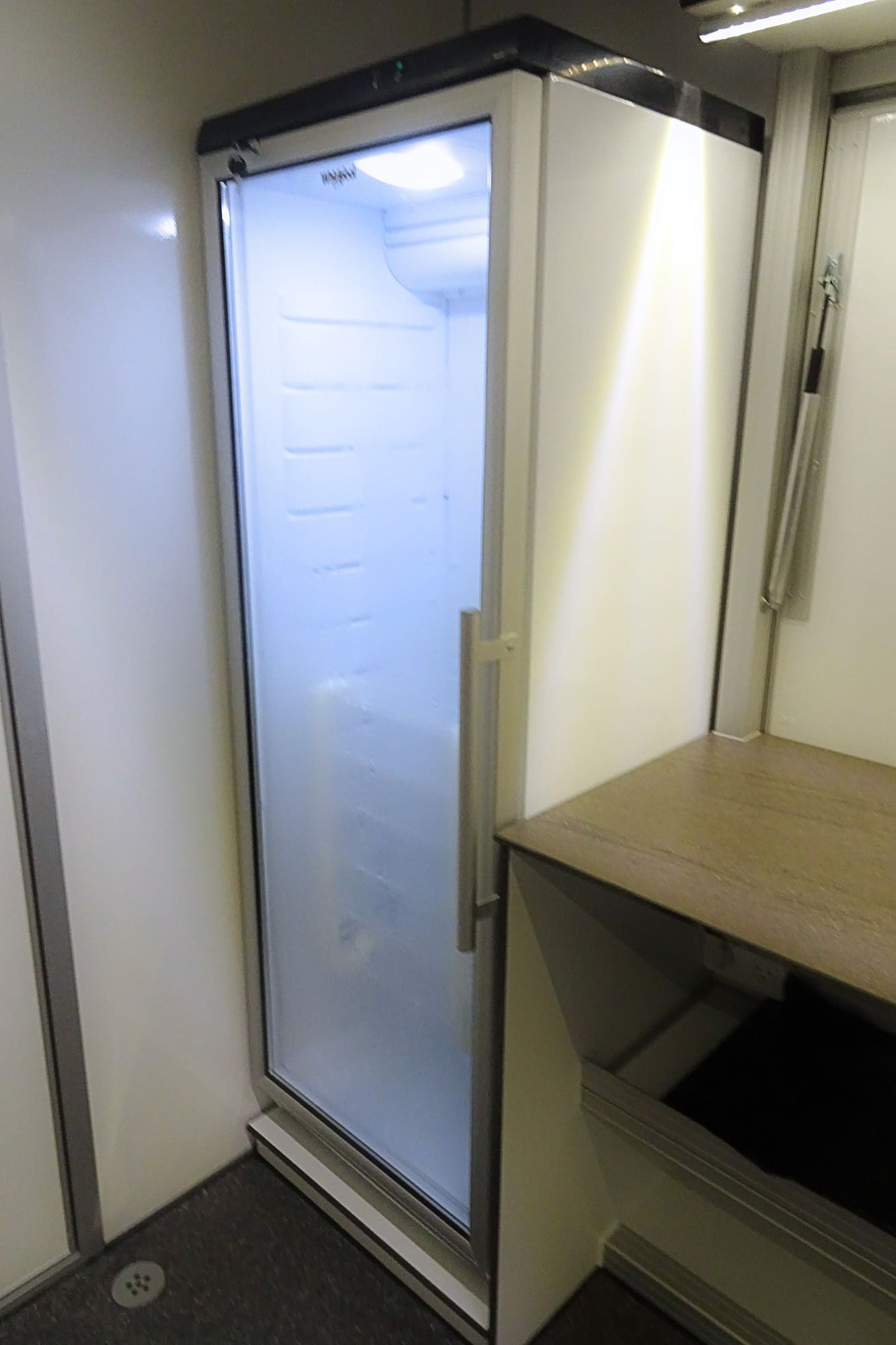 TYPE 320: Hot Dog Foodtruck7