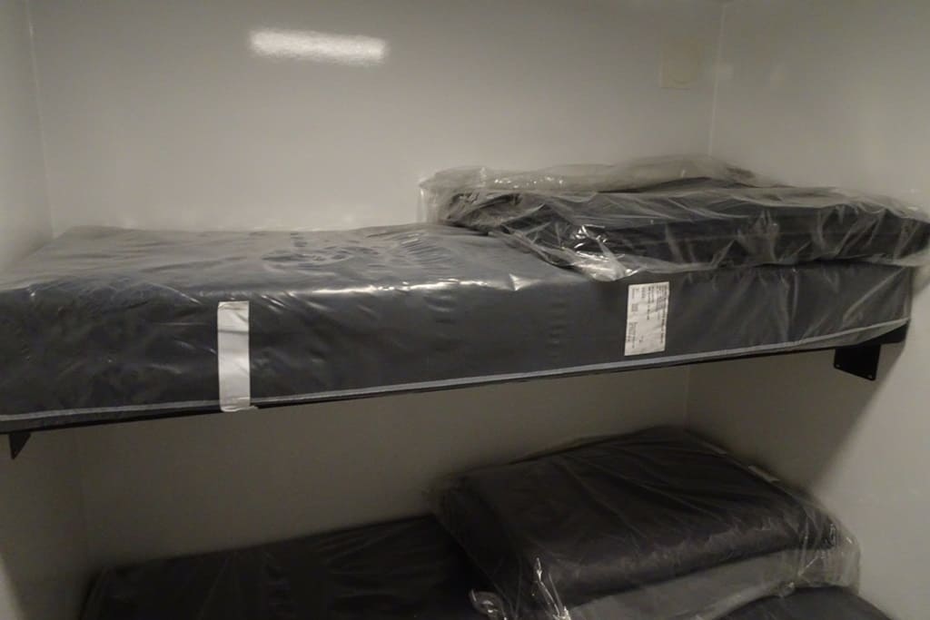 TYPE 320: Slaapwagen - stapelbed voor 2 personen6