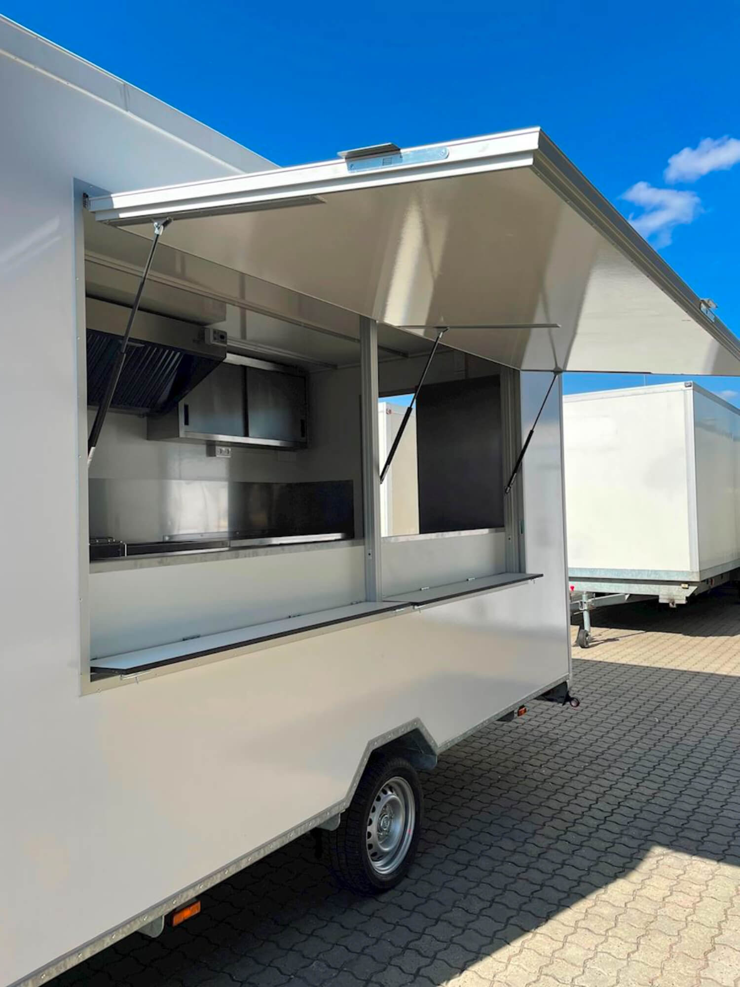 TYPE 420: FOOD TRUCK2