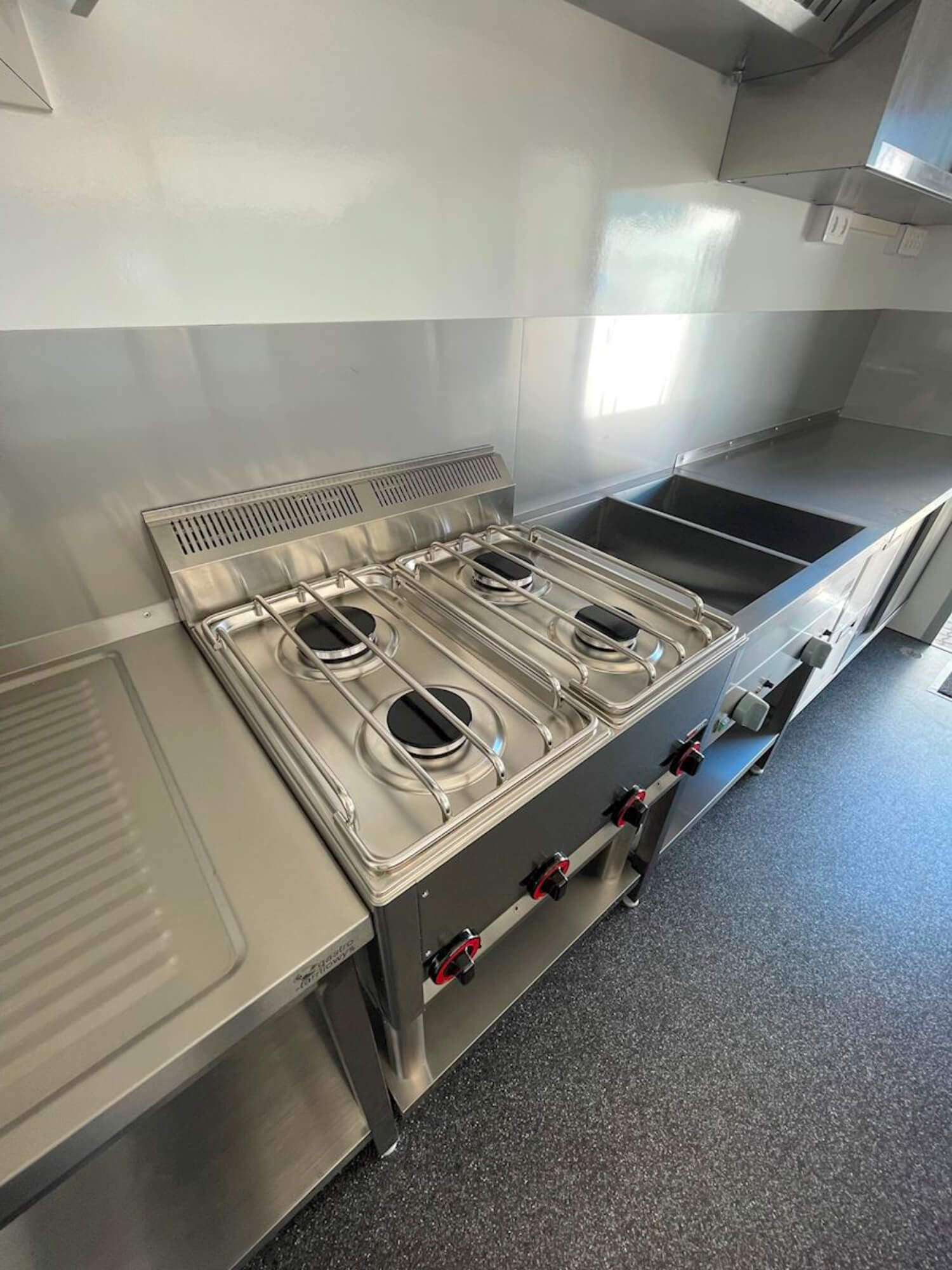 TYPE 420: FOOD TRUCK8