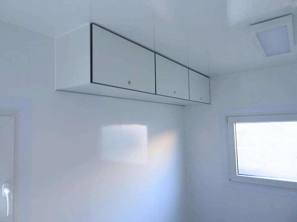 TYPE 570: Slaapwagen - bed 2 personen - 1 slaapkamer met schuifdeur - keuken - 1 douche - 1 toilet5